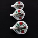 Letky na šípky Cuesoul TERO AK4 štandard, biele s motívom ruží